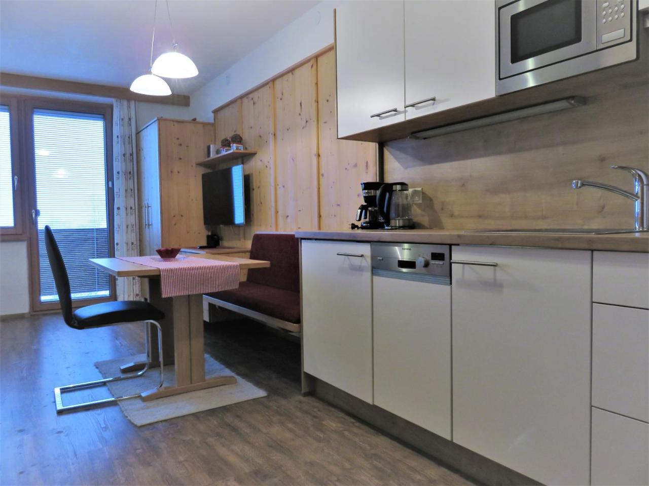 מטרי אין אוסטירול Gaestehaus Zedlacherhof מראה חיצוני תמונה